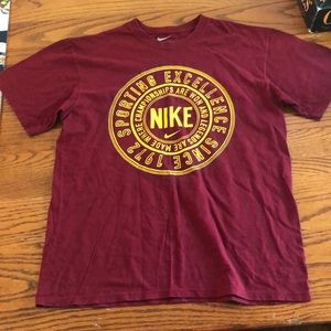 Mens Nike shirt